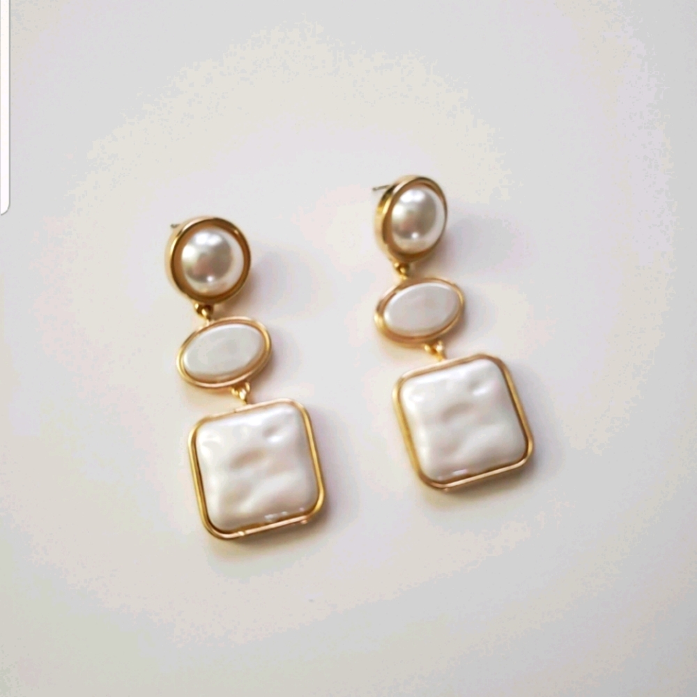 Pearly Drop Earrings